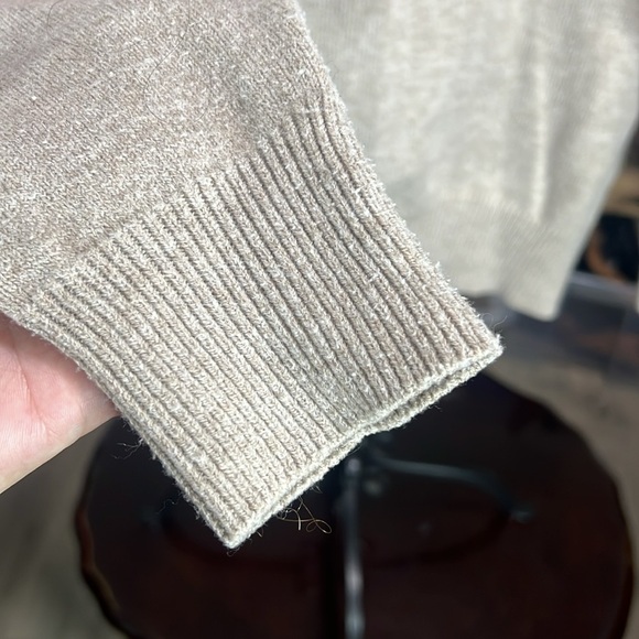 !SOLD! SWEET ROMEO Women Star Sweater Ribbed Cream Warm Pullover Oversize Crop - Picture 5 of 7